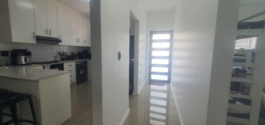 2 Bedroom Property for Sale in Wetton Western Cape